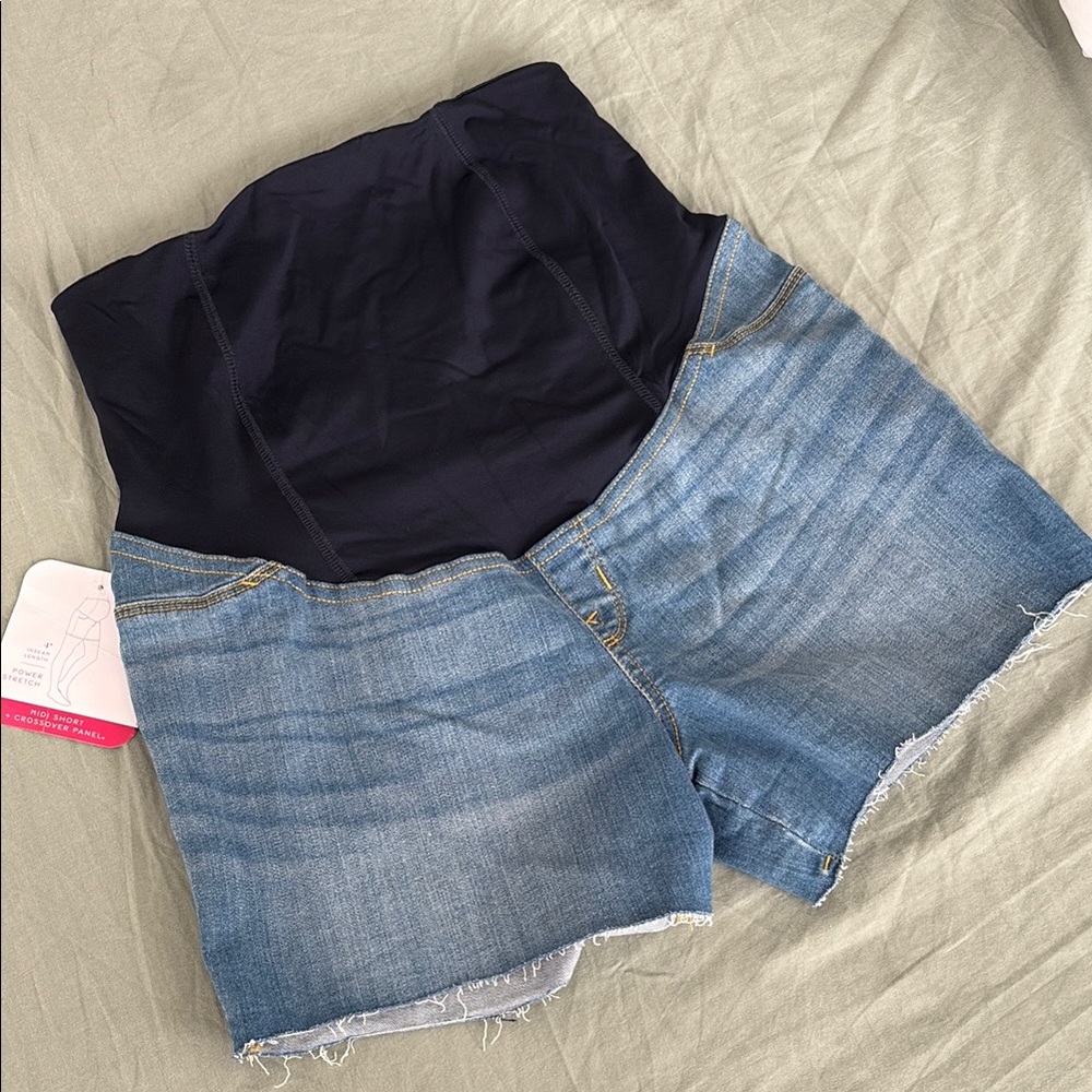 Women's Maternity Denim Blue Midi Shorts NWT